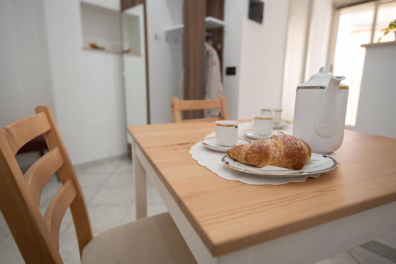 Casa Elia: Locazione Breve Appartement Noto Buitenkant foto