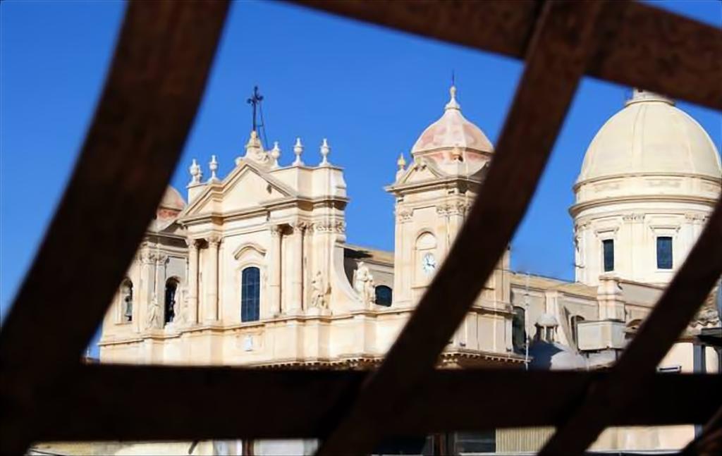Casa Elia: Locazione Breve Appartement Noto Buitenkant foto